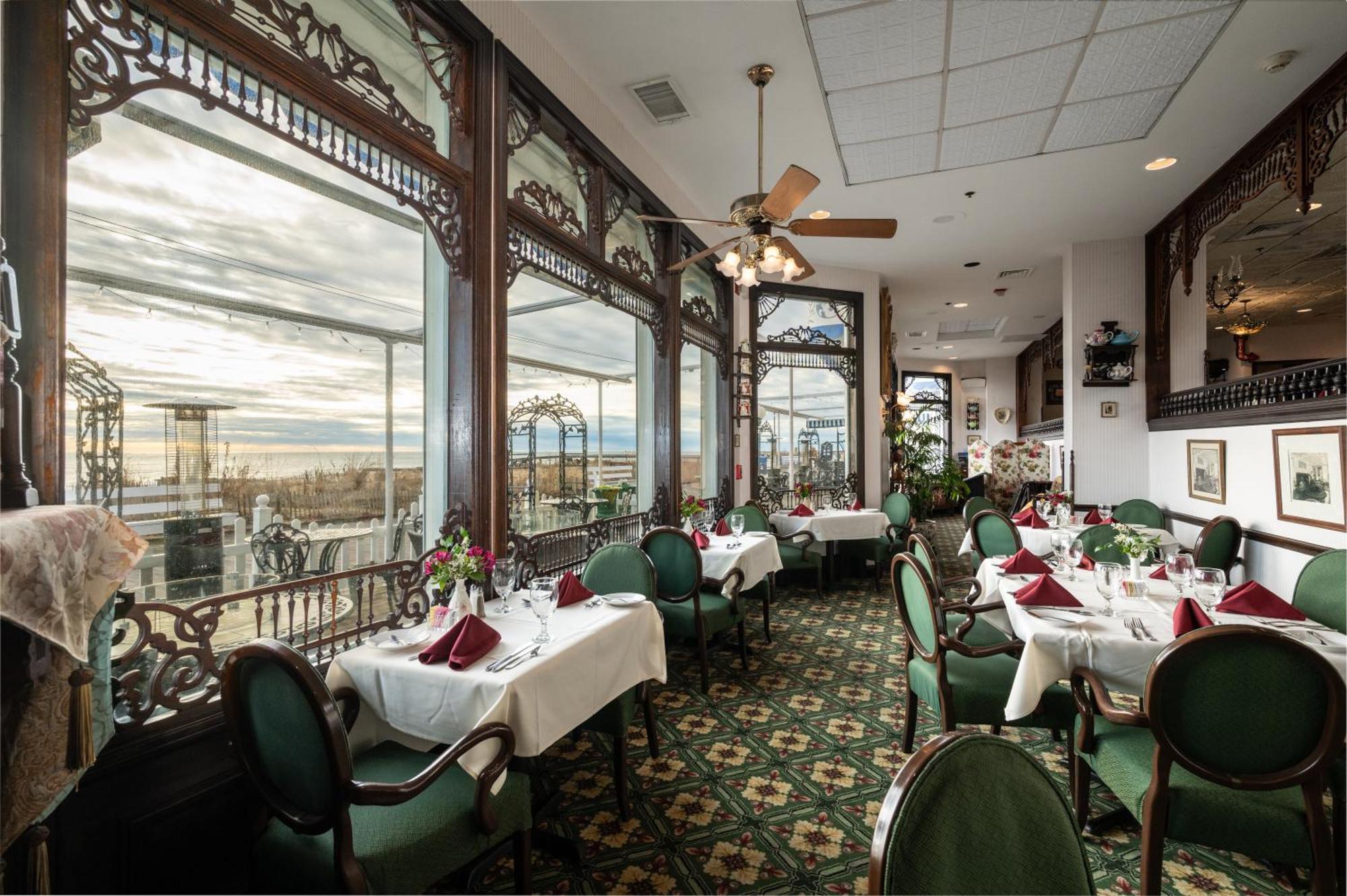Boardwalk Plaza Hotel Рехобот Бич Экстерьер фото